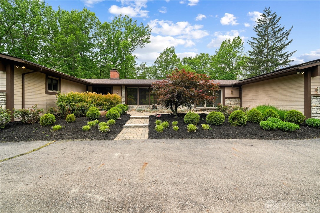 9161 Clyo Road Dayton, OH 45458 - Photo 7 of 82 Gallery Image 7