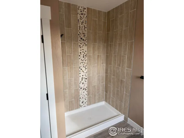 a view of bathroom with shower