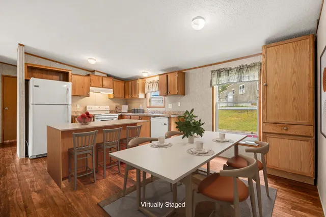 $170,000 | 5 North Fuchsia Drive, Rochester, NH 03867