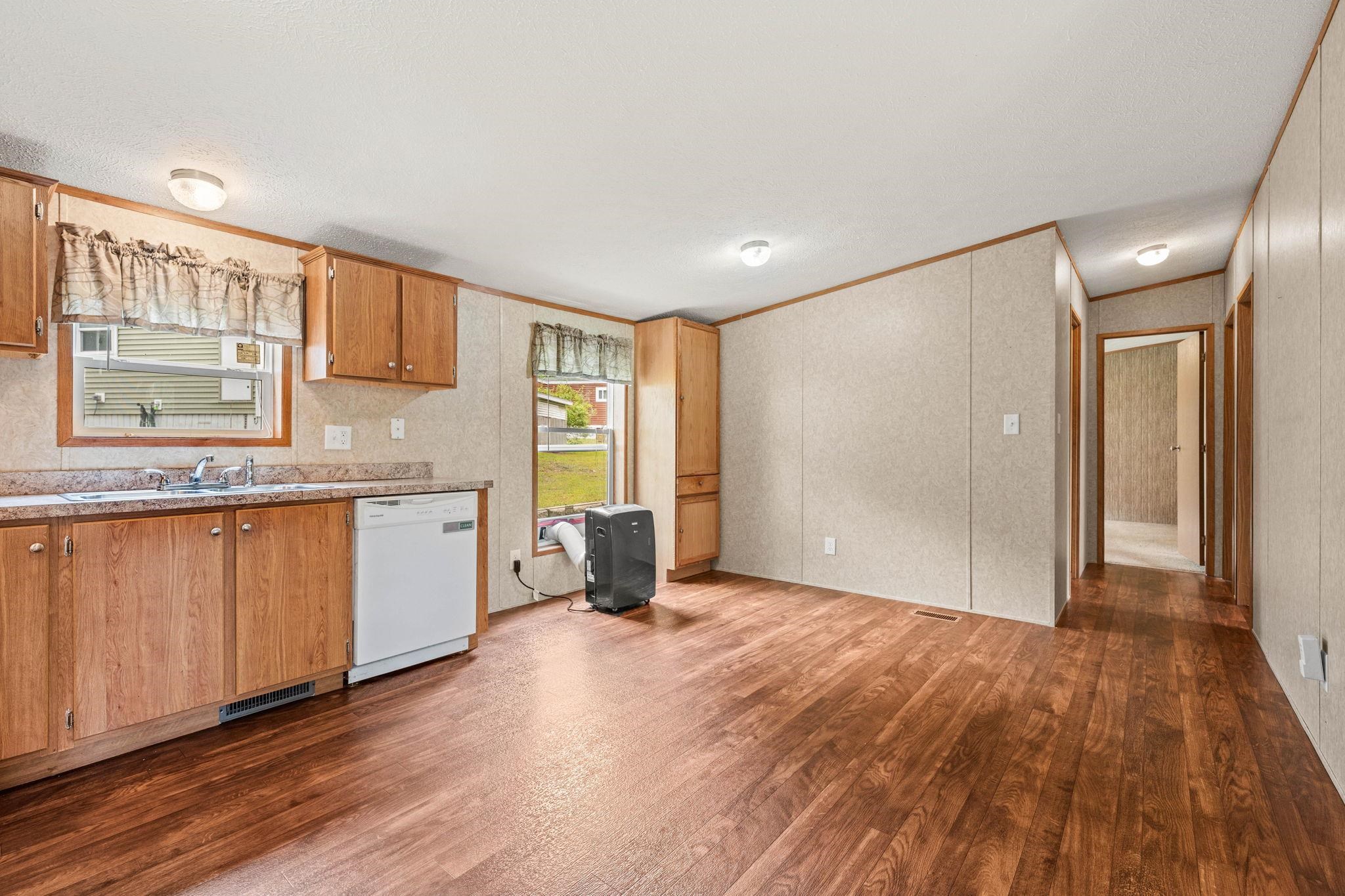 5 North Fuchsia Drive Rochester, NH 03867 - Photo 17 of 39