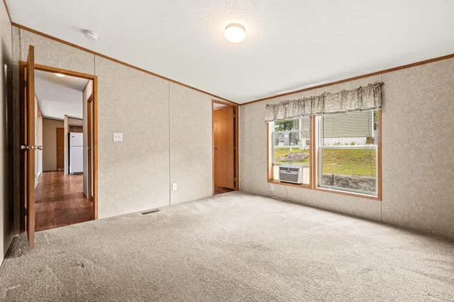 $170,000 | 5 North Fuchsia Drive, Rochester, NH 03867