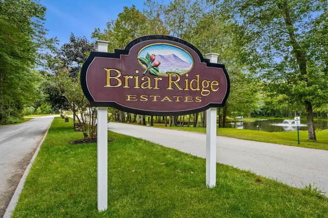 $170,000 | 5 North Fuchsia Drive, Rochester, NH 03867