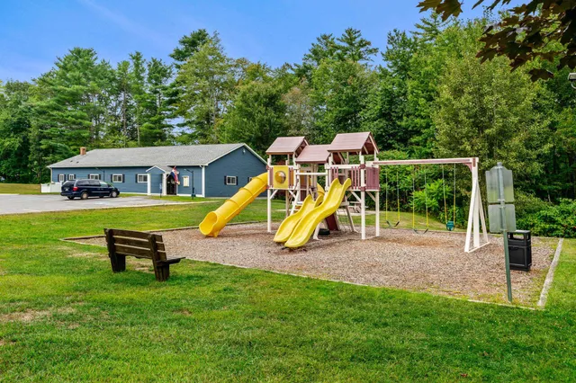 $170,000 | 5 North Fuchsia Drive, Rochester, NH 03867