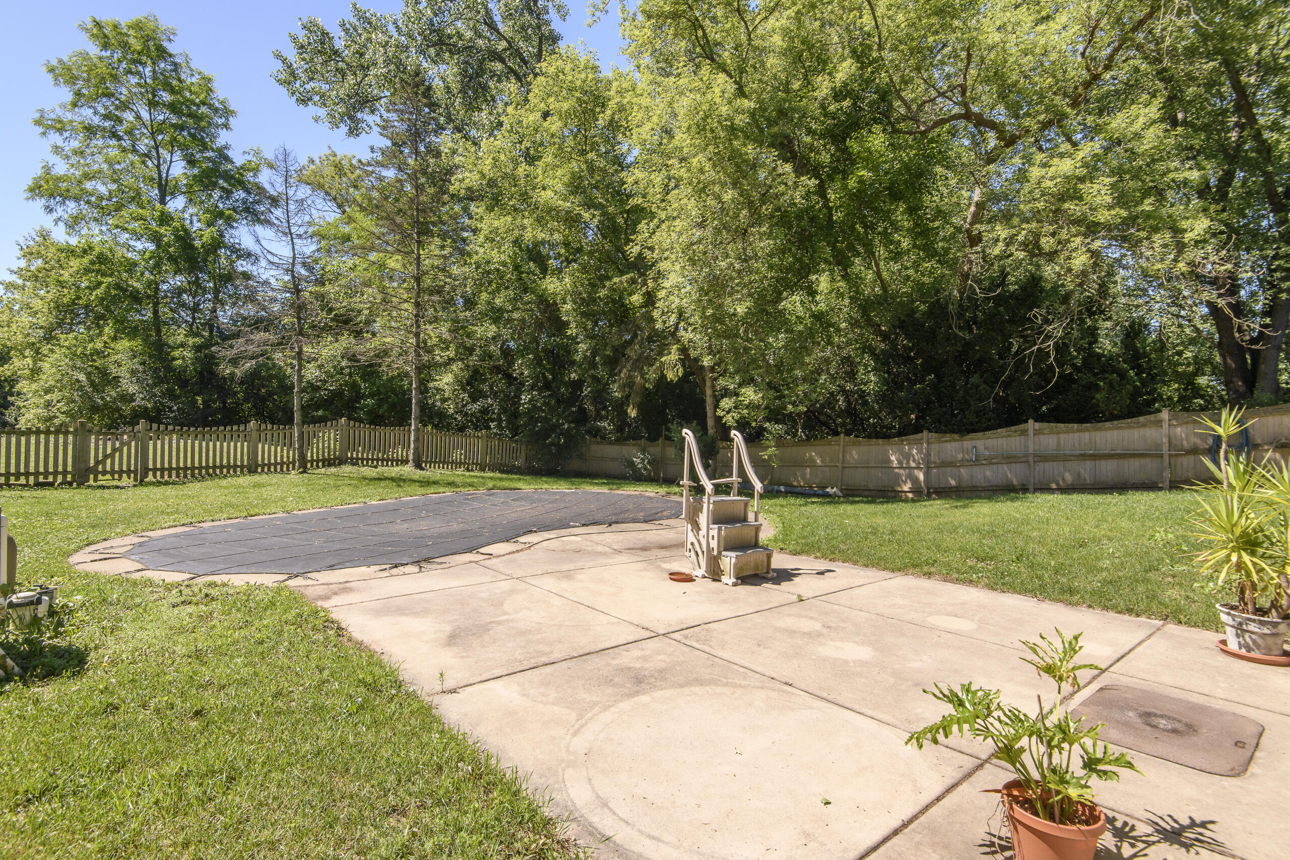 705 Fox Knoll Drive Rochester, WI 53185 - Photo 47 of 52 c