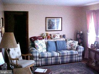 43 Springville Road Mount Joy, PA 17552 - Photo 3 of 5 Gallery Image 3
