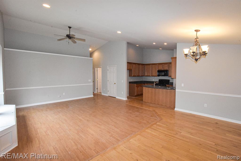 807 Chelsea Ridge Court Howell, MI 48843 - Photo 7 of 32