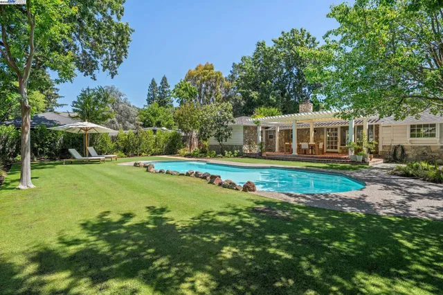 $1,775,000 | 55 Cora Court, Walnut Creek, CA 94597