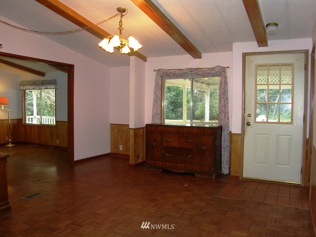 1801 Mountain View Road East Port Orchard, WA 98366 - Photo 12 of 25 Gallery Image 12