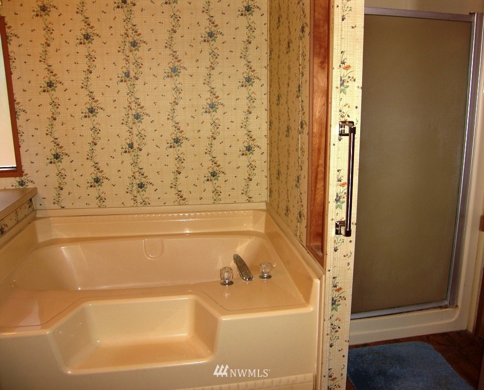 1801 Mountain View Road East Port Orchard, WA 98366 - Photo 16 of 25 Gallery Image 16