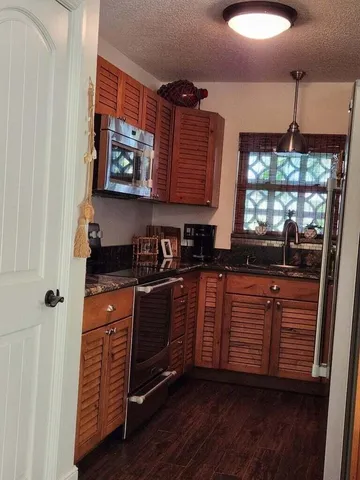 $3,300 | 336 Bamboo Road, Unit MAIN HOUSE, Palm Beach Shores, FL 33404