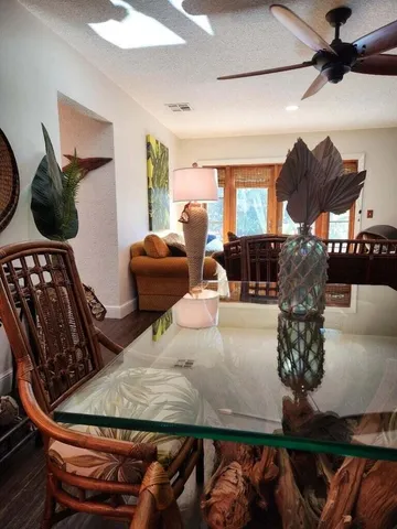 $3,300 | 336 Bamboo Road, Unit MAIN HOUSE, Palm Beach Shores, FL 33404