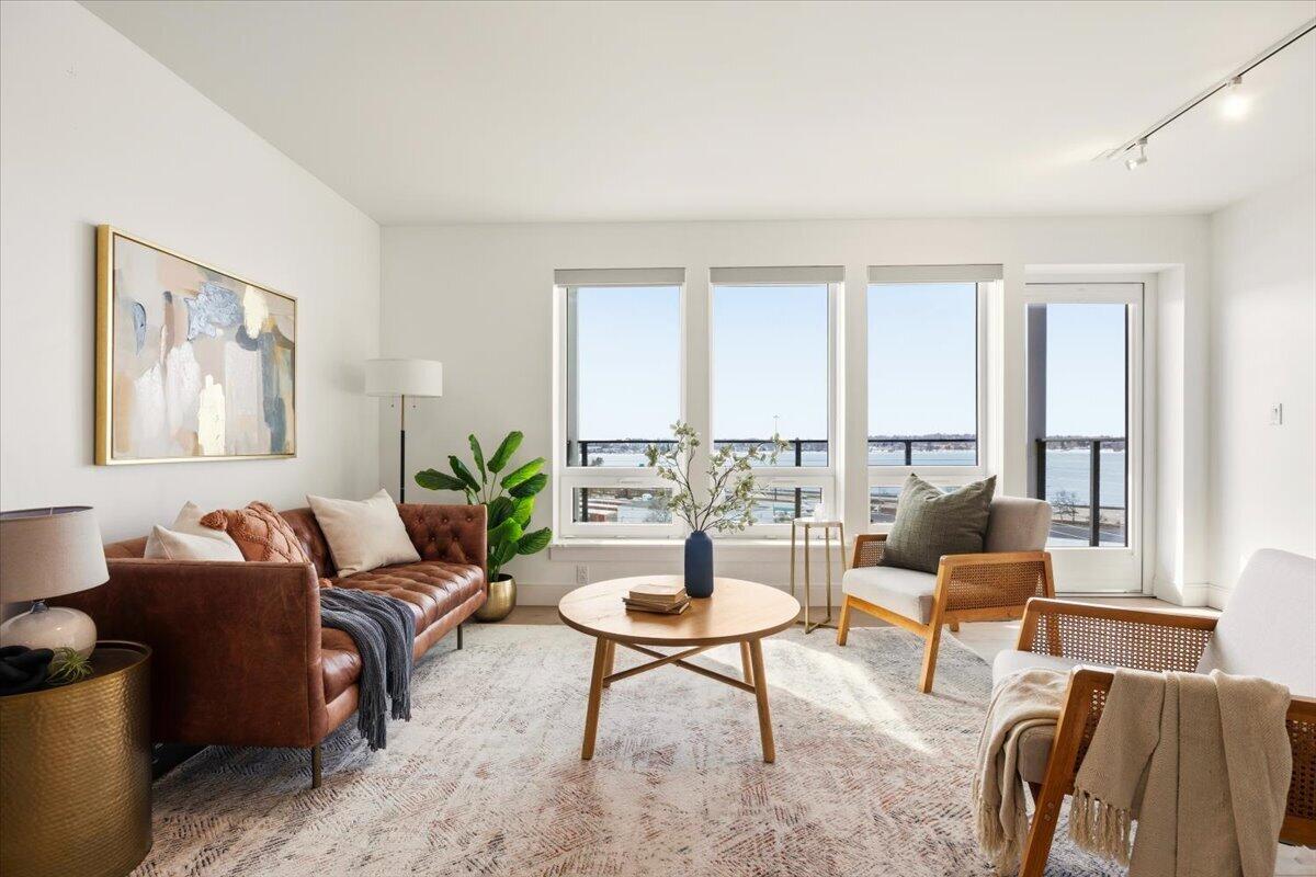 218 Washington Avenue, Unit 202 Portland, ME 04101 - Photo 13 of 26 16-218 Washington-16