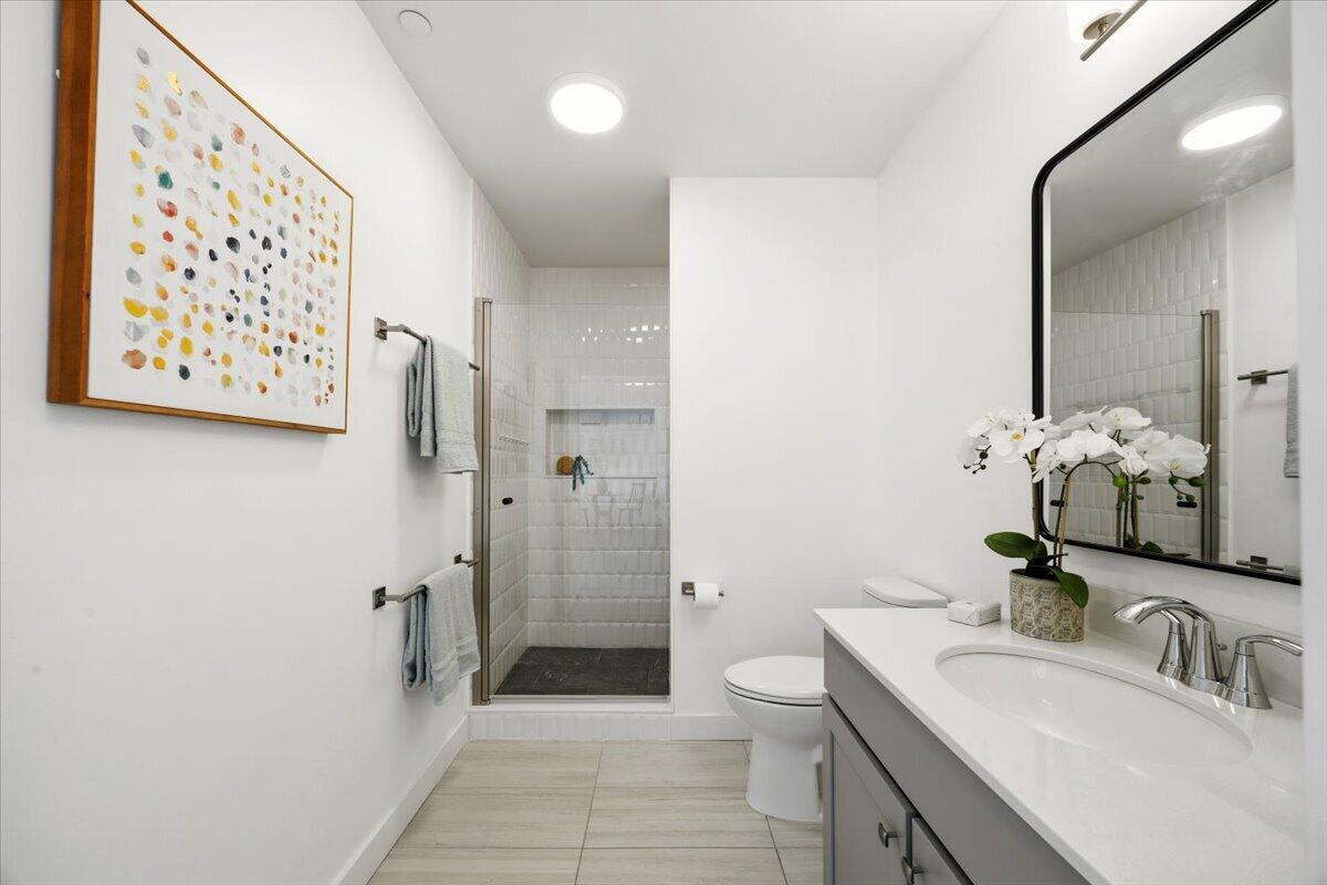 218 Washington Avenue, Unit 202 Portland, ME 04101 - Photo 22 of 26 25-218 Washington-25