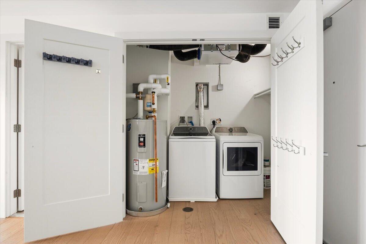 218 Washington Avenue, Unit 202 Portland, ME 04101 - Photo 23 of 26 26-218 Washington-26