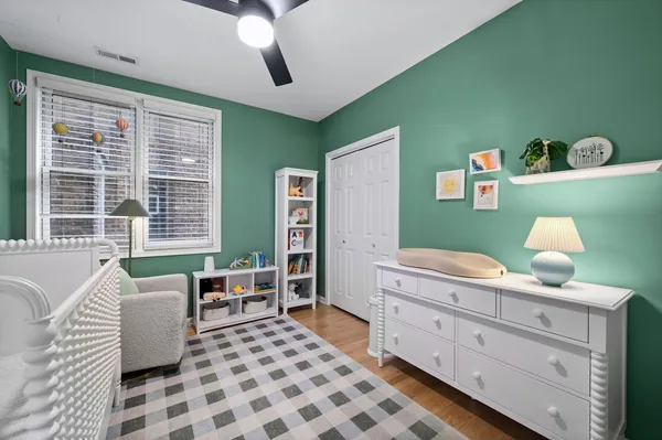 $525,000 | 1420 West Hollywood Avenue, Unit 2, Chicago, IL 60660