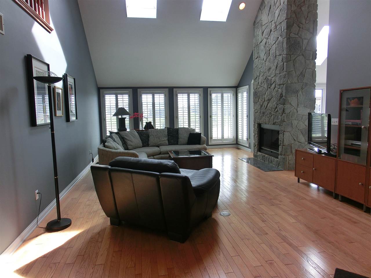 12114 Burning Tree Road Fort Wayne, IN 46845 - Photo 4 of 36 Gallery Image 4