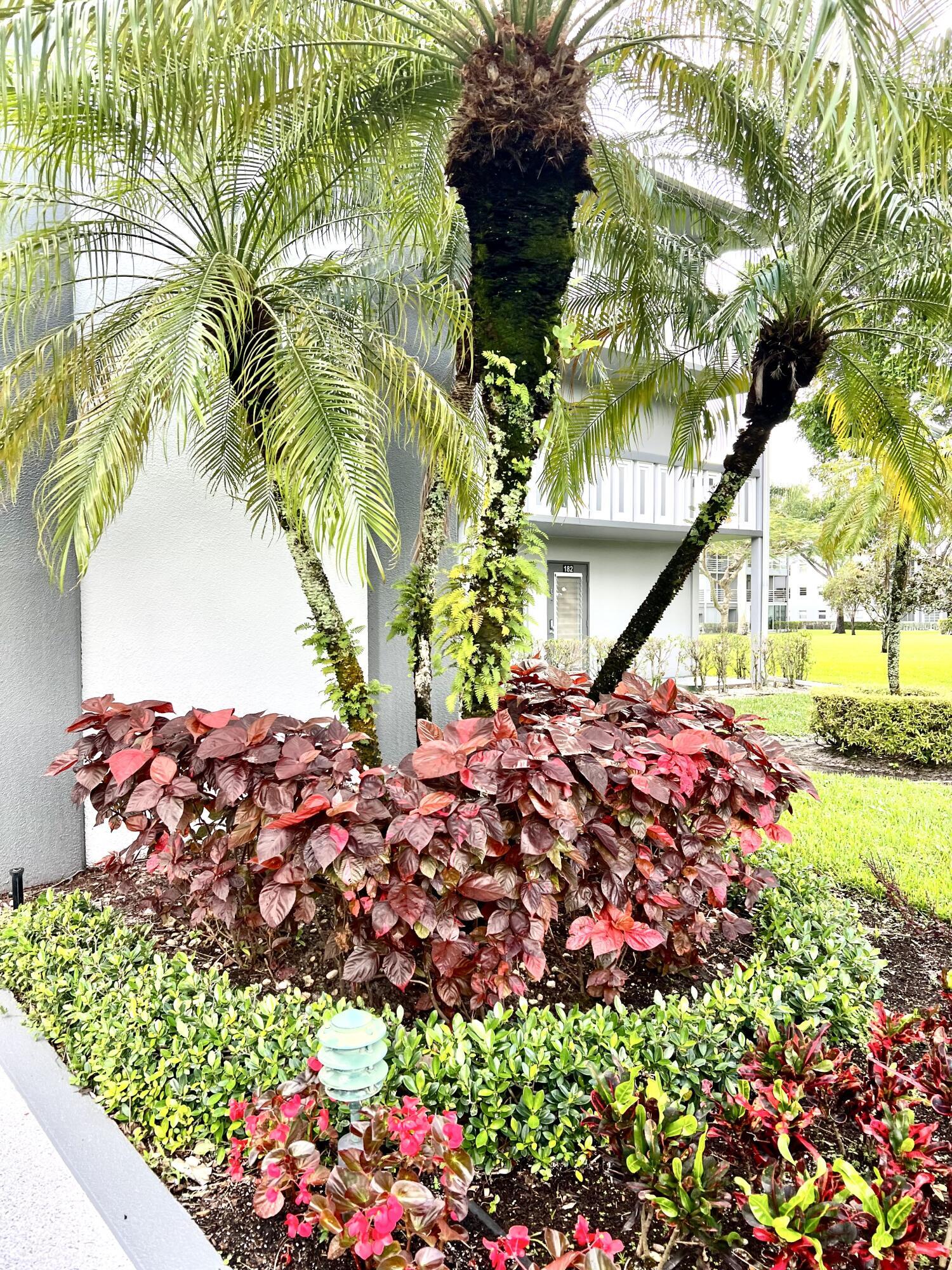209 Suffolk F Boca Raton, FL 33434 - Photo 3 of 25 Suffolk E