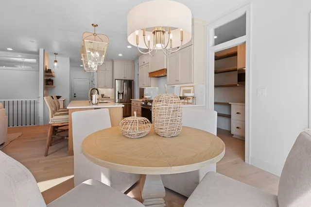 $864,900 | 4104 Blackberry Ridge Court, Oneida, WI 54155