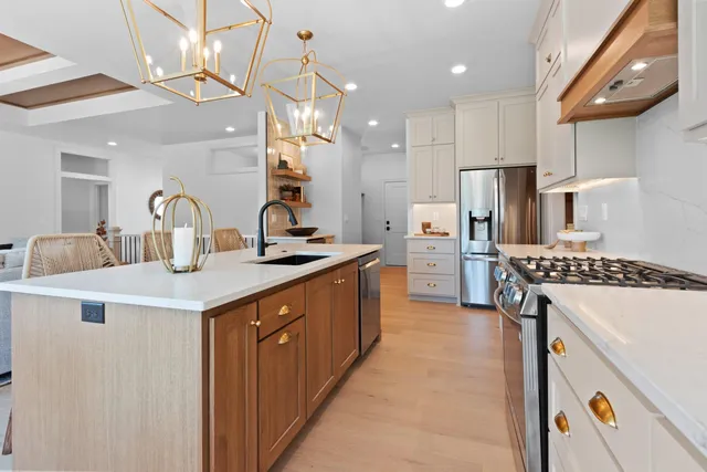 $864,900 | 4104 Blackberry Ridge Court, Oneida, WI 54155