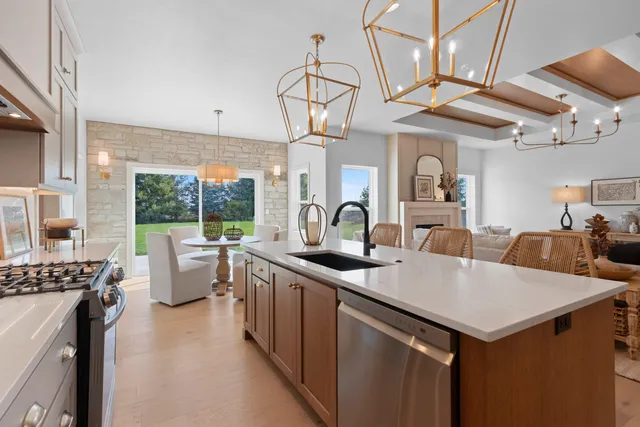 $864,900 | 4104 Blackberry Ridge Court, Oneida, WI 54155