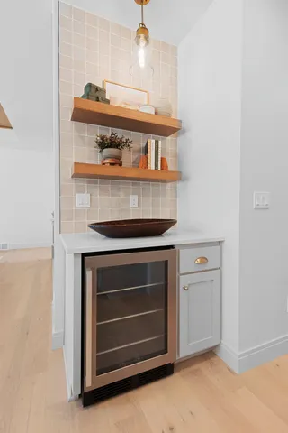 $864,900 | 4104 Blackberry Ridge Court, Oneida, WI 54155