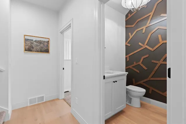 $864,900 | 4104 Blackberry Ridge Court, Oneida, WI 54155