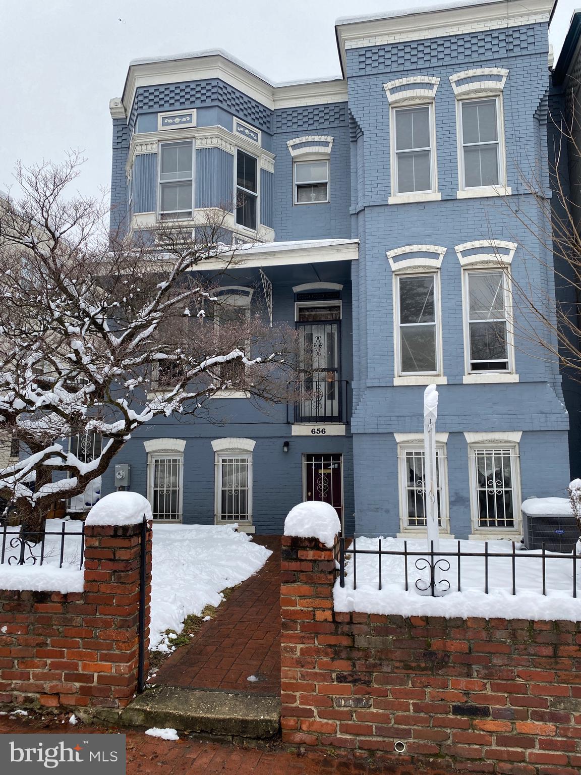 656 12th Street Northeast Washington, DC 20002 - Photo 3 of 49 Gallery Image 3