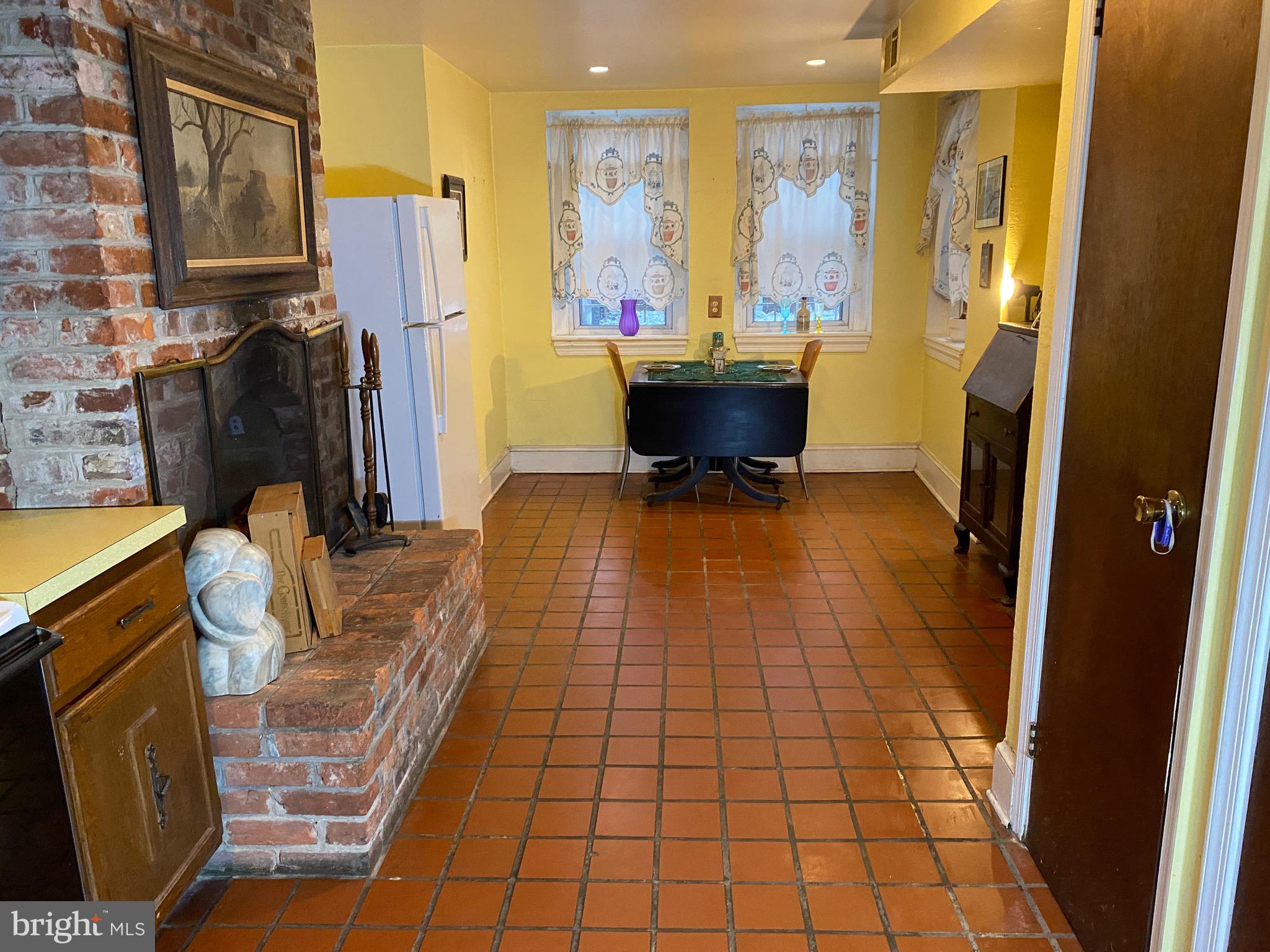 656 12th Street Northeast Washington, DC 20002 - Photo 6 of 49 Gallery Image 6