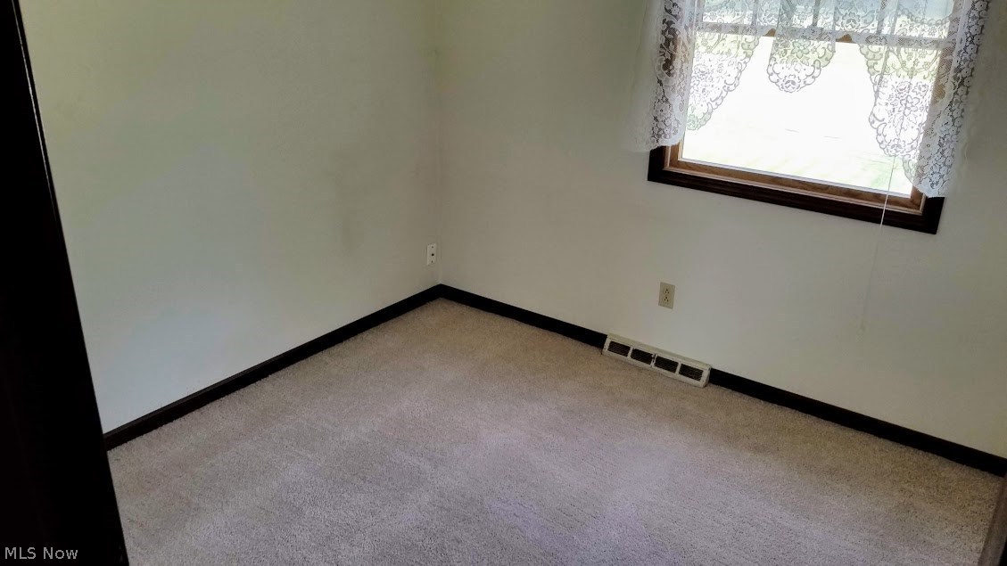 1249 Jacoby Road Akron, OH 44321 - Photo 13 of 27