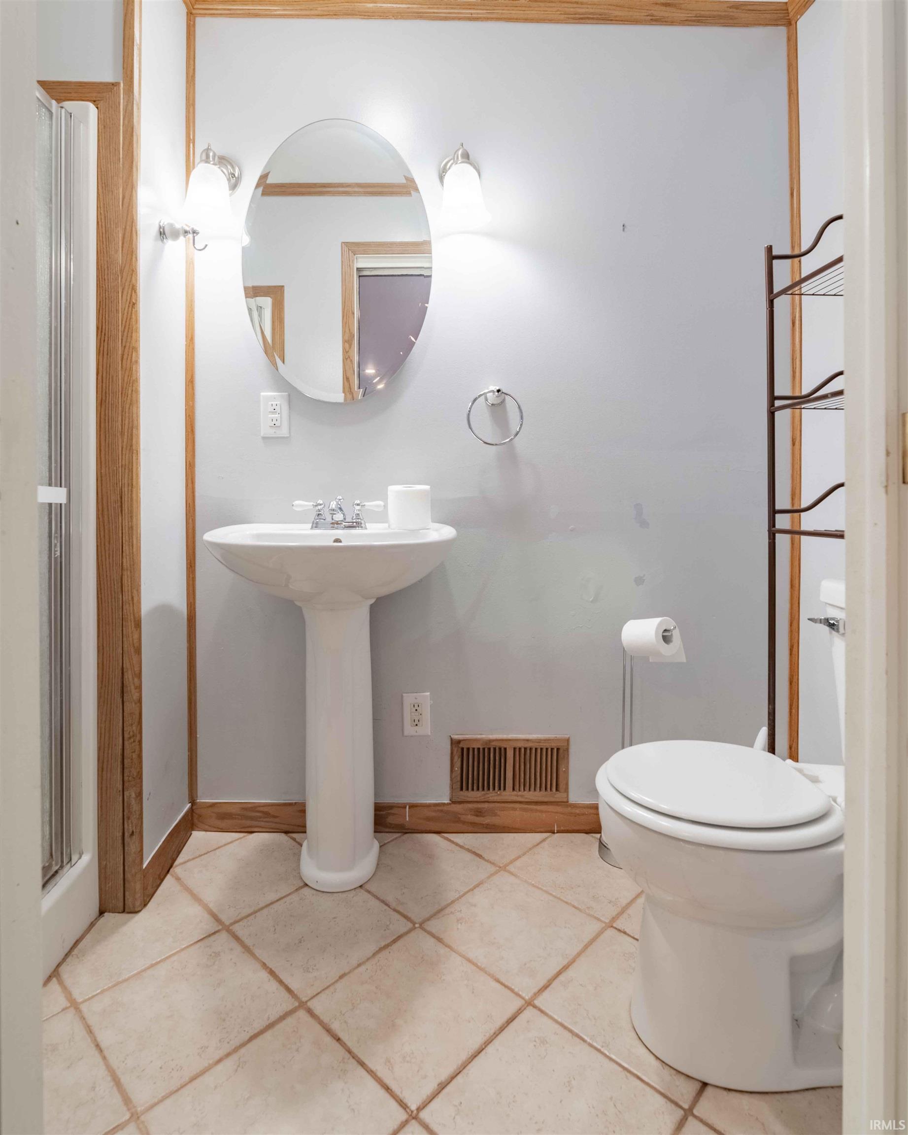 712 Ruse Street North Manchester, IN 46962 - Photo 19 of 31