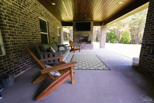 $874,900 | 8410 Highway 97, Walnut Hill, FL 32568