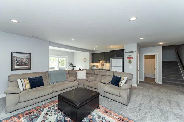 $750,000 | 927 Southwell Enclave Northeast, Byron, MN 55920