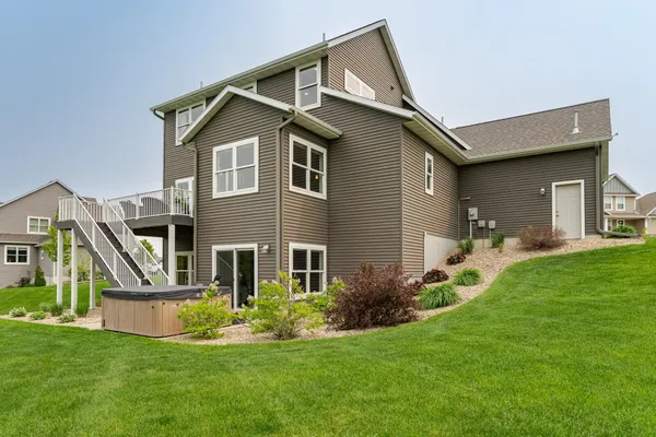 $750,000 | 927 Southwell Enclave Northeast, Byron, MN 55920
