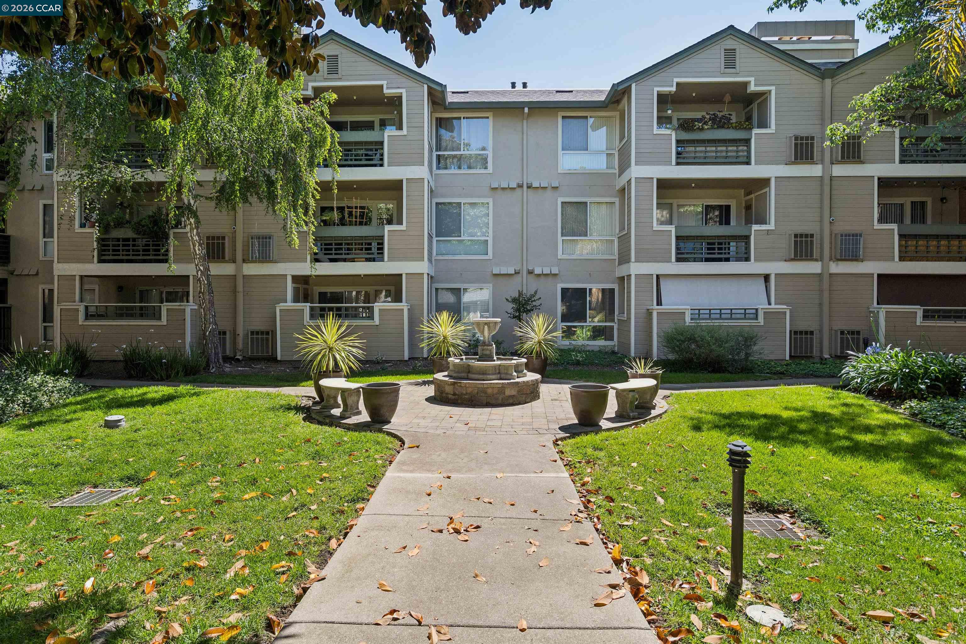 2530 Oak Road, Unit 201 Walnut Creek, CA 94597 - Photo 25 of 27