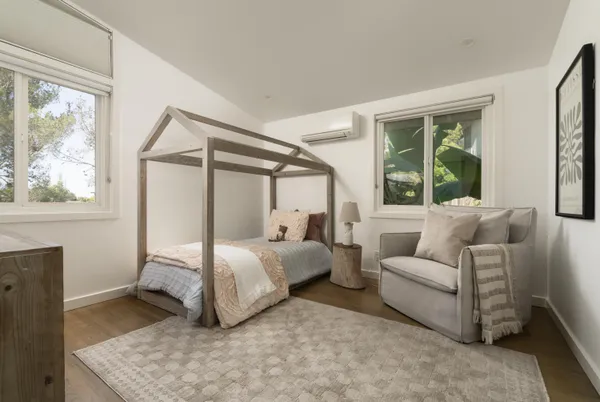 $2,475,000 | 3233 Lucinda Lane, Santa Barbara, CA 93105
