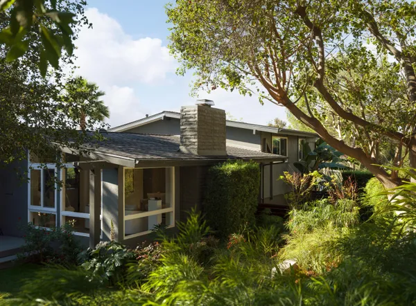 $2,475,000 | 3233 Lucinda Lane, Santa Barbara, CA 93105