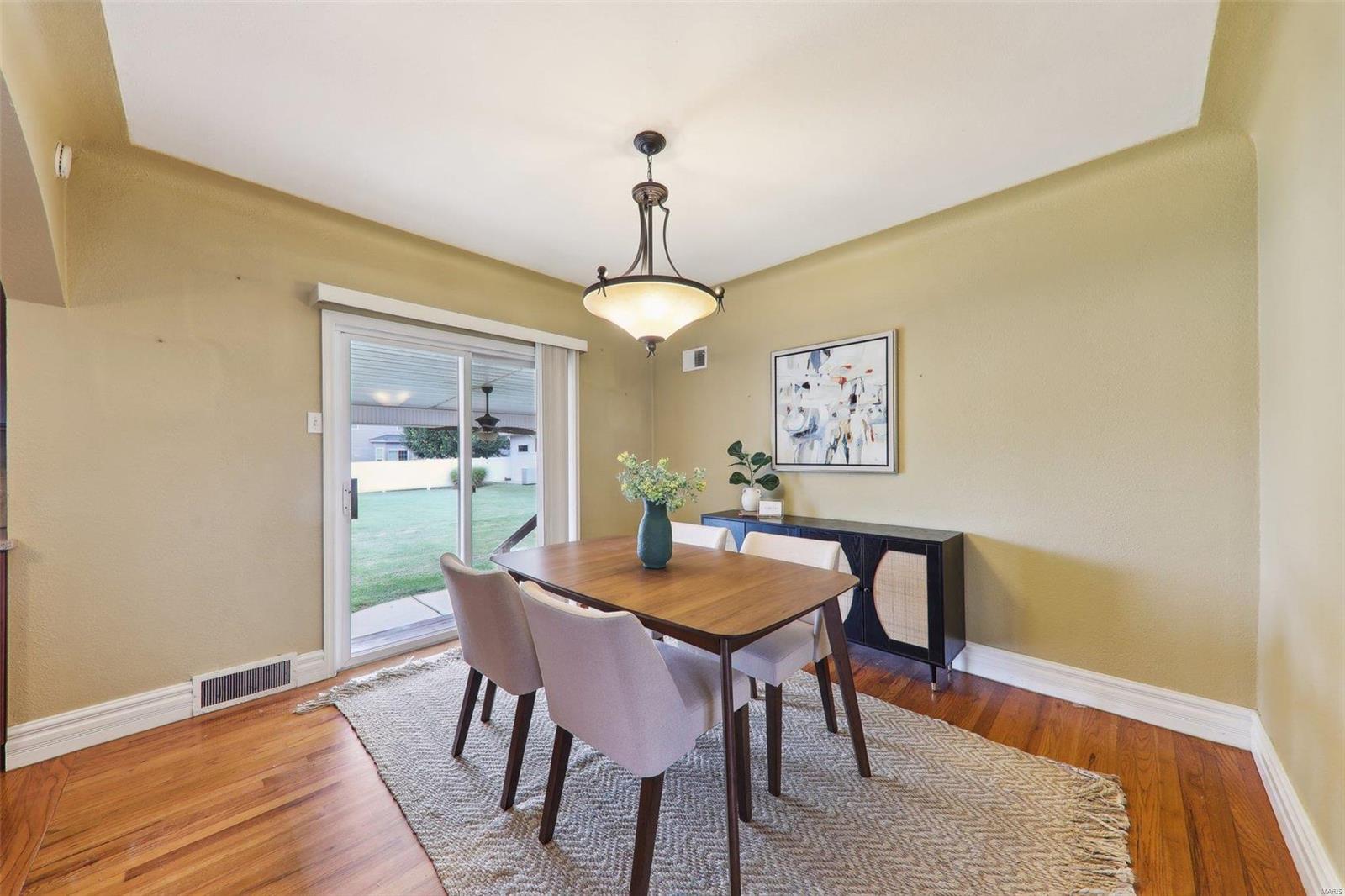 3007 Yaeger Road St. Louis, MO 63129 - Photo 12 of 50 Gallery Image 12