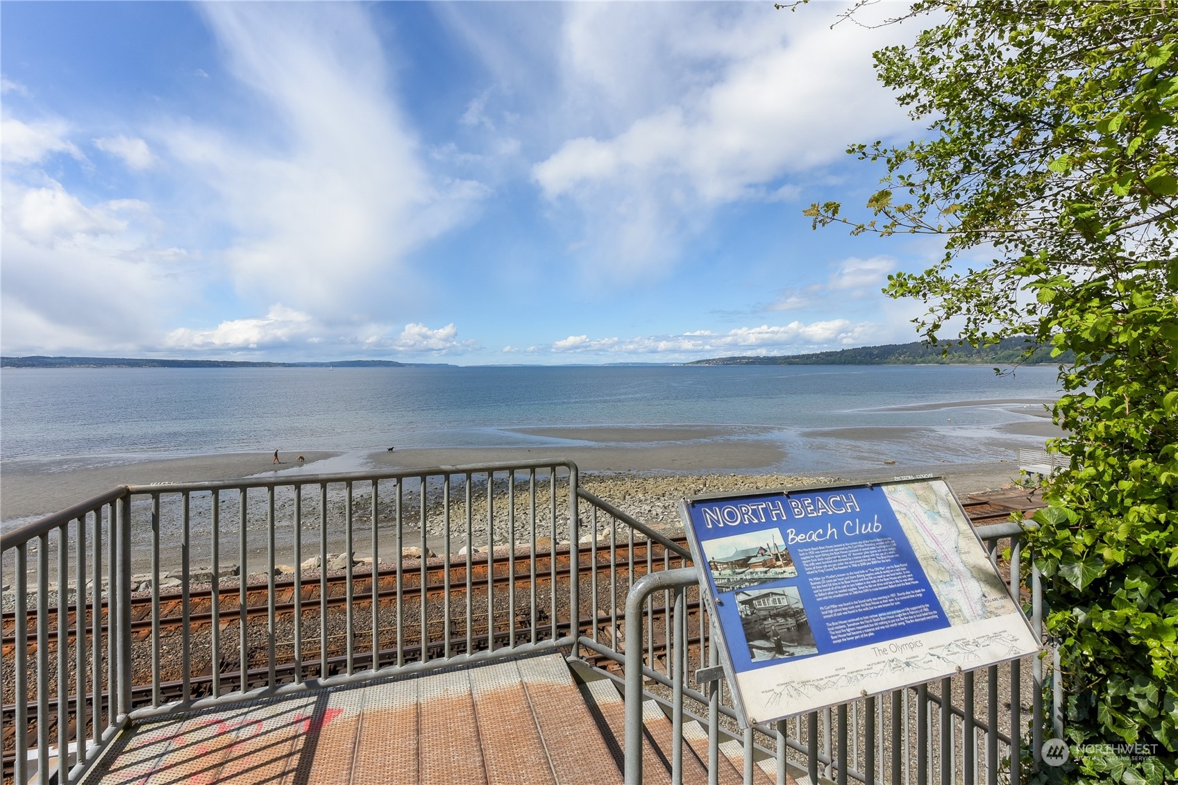 2824 Northwest 93rd Street Seattle, WA 98117 - Photo 28 of 38 a view of a roof deck