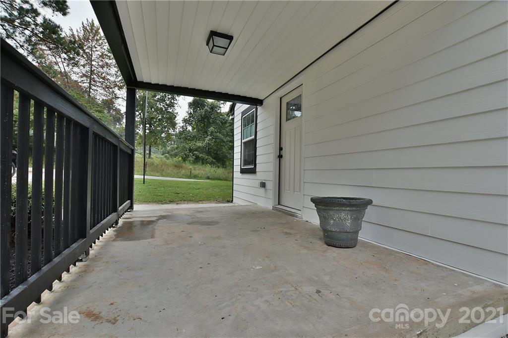 1387 Converse Street Lancaster, SC 29720 - Photo 5 of 23 Gallery Image 5