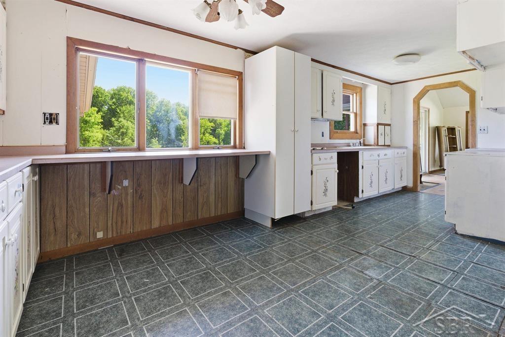 1777 West Pine River Road Breckenridge, MI 48615 - Photo 14 of 27