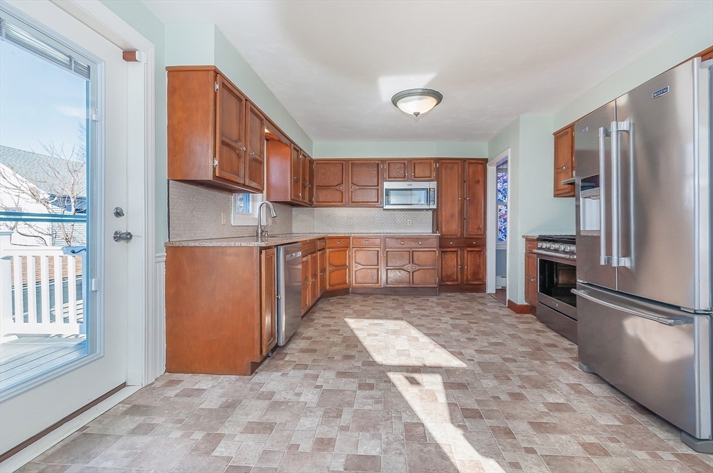 94 June Street Fall River, MA 02720 - Photo 4 of 20 Gallery Image 4