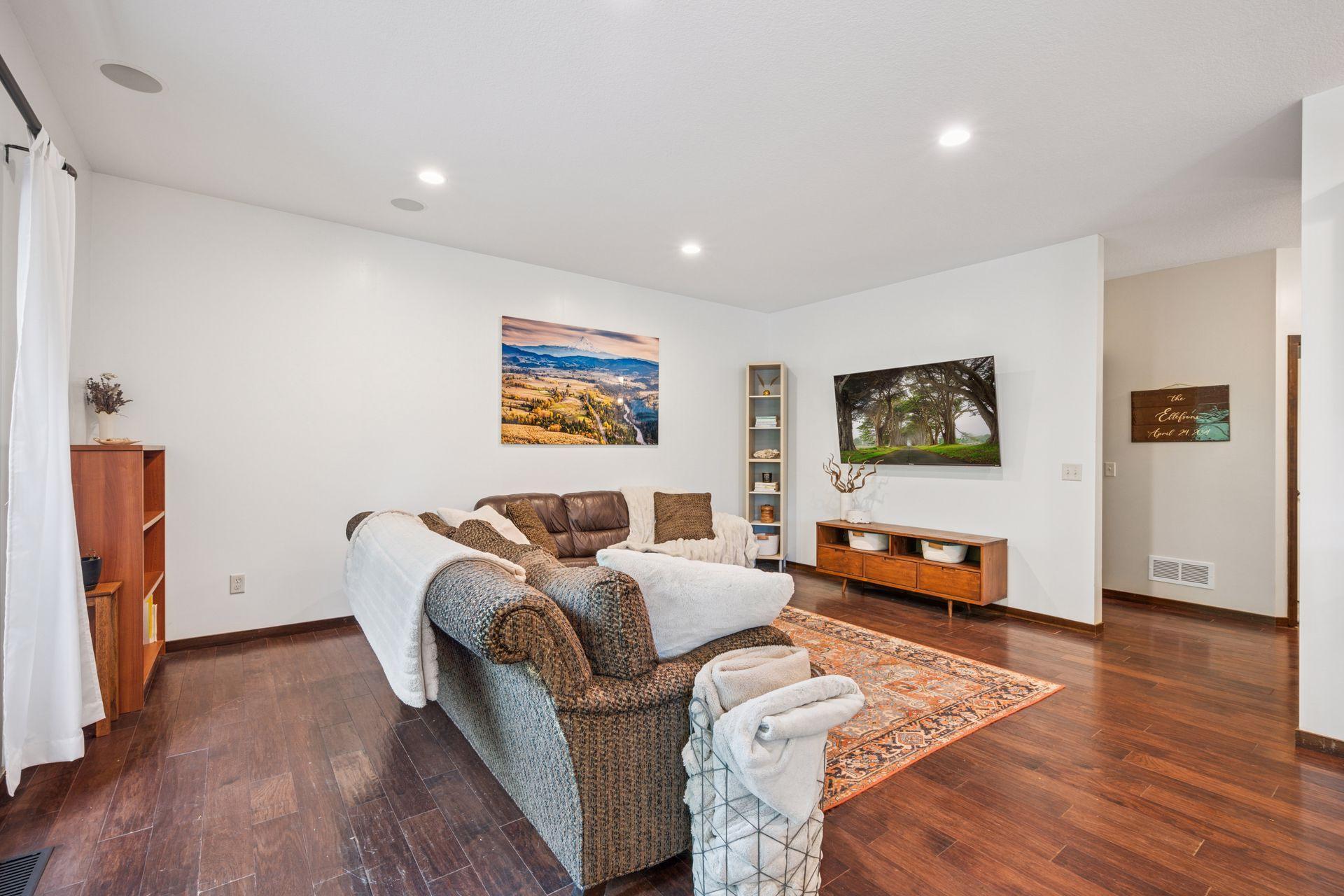 217 2nd Street Southwest Delano, MN 55328 - Photo 15 of 49