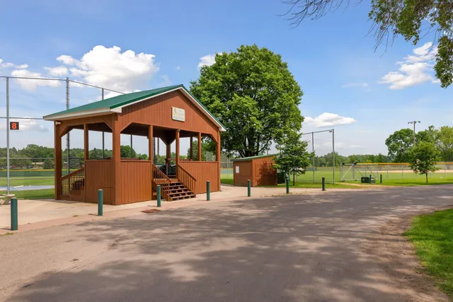 $542,500 | 217 2nd Street Southwest, Delano, MN 55328