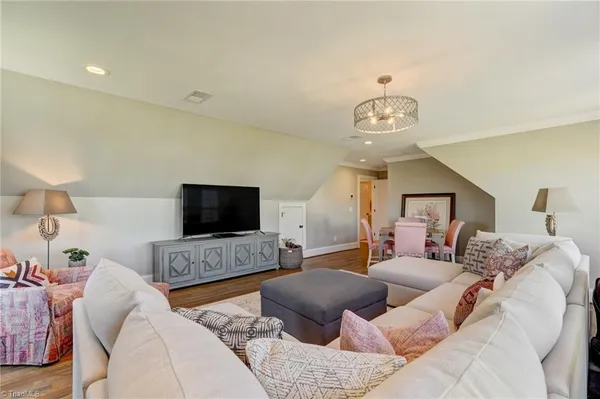 $998,500 | 5603 Feather Court, Summerfield, NC 27358