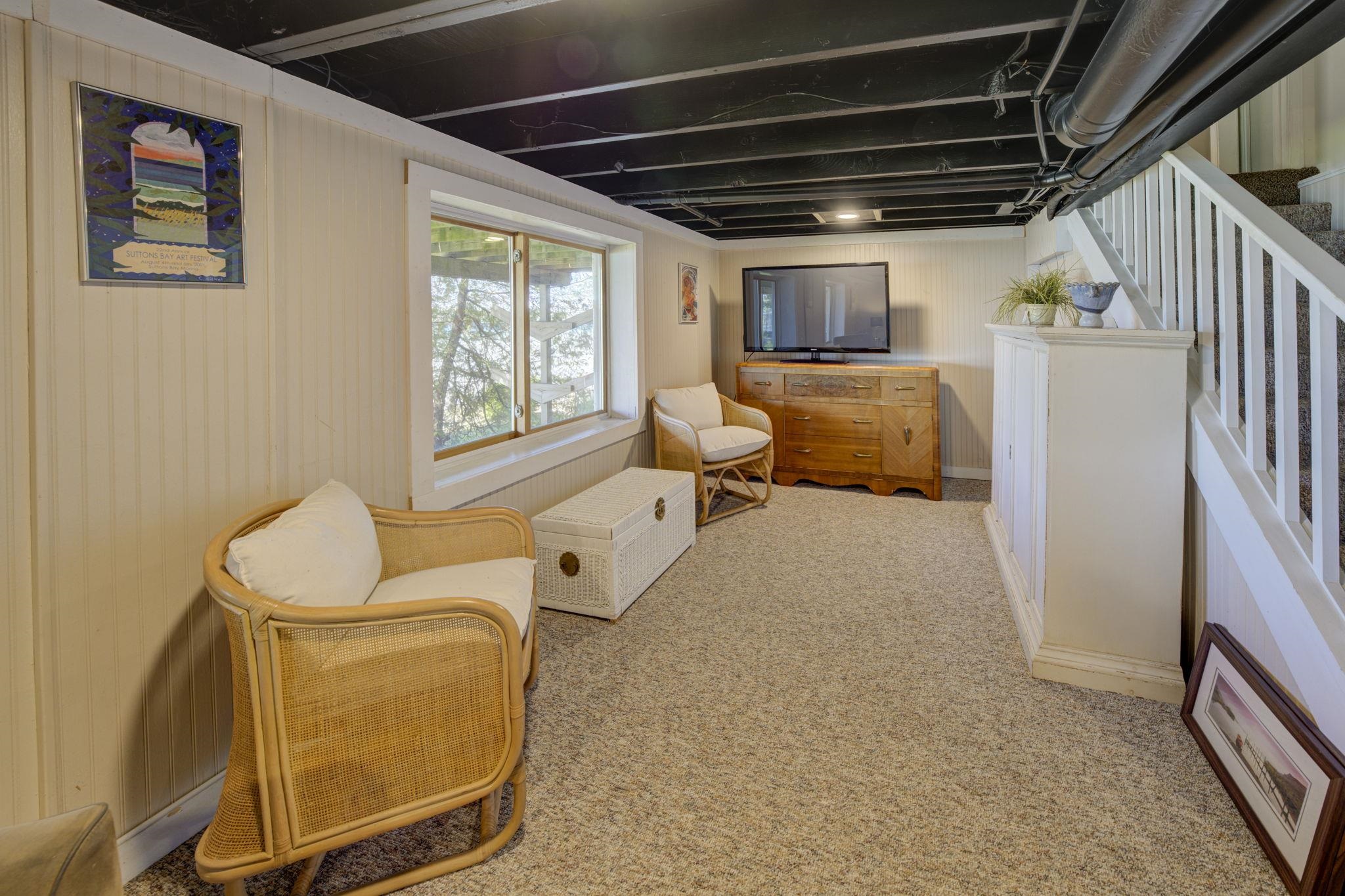 488 South Stony Point Road Suttons Bay, MI 49682 - Photo 24 of 41