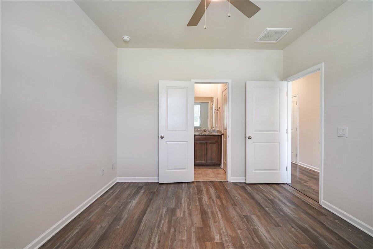 1160 Warrens Way Manning, SC 29102 - Photo 6 of 11 Primary Bedroom