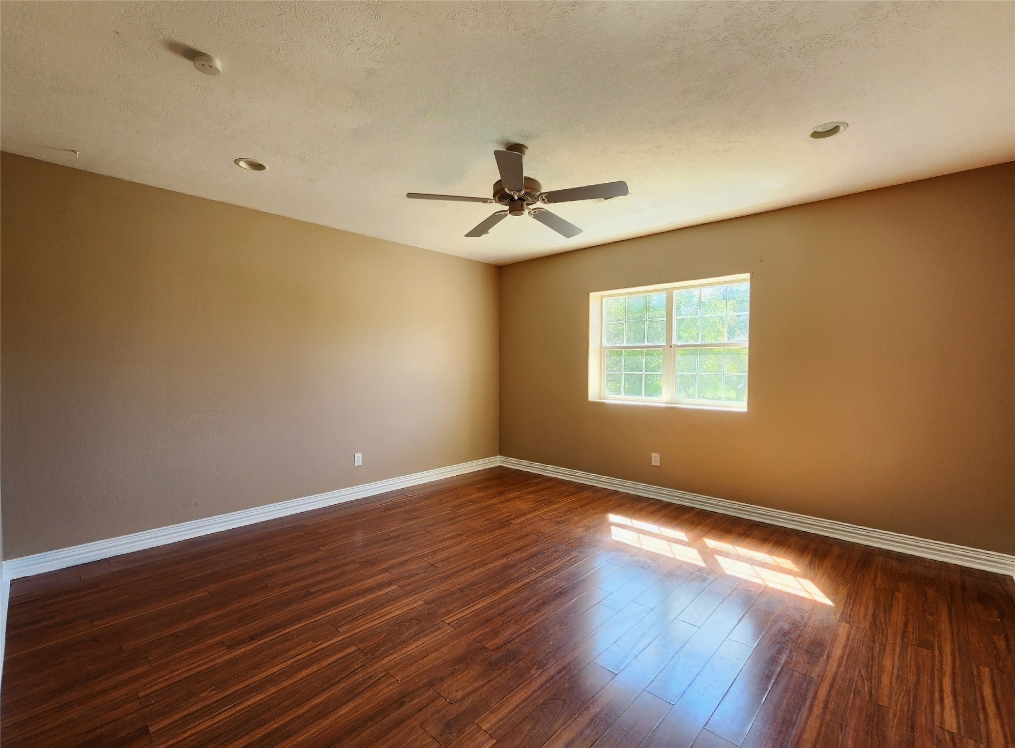 115 Oak Colony Drive Angleton, TX 77515 - Photo 22 of 45