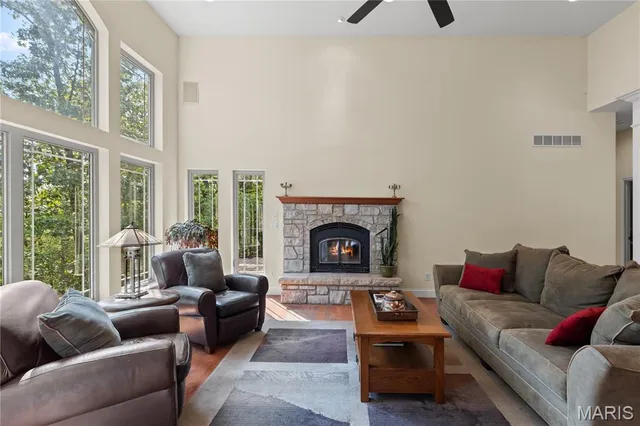 $750,000 | 140 Norfork Court, Defiance, MO 63341