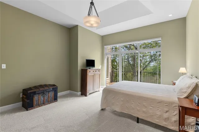 $750,000 | 140 Norfork Court, Defiance, MO 63341