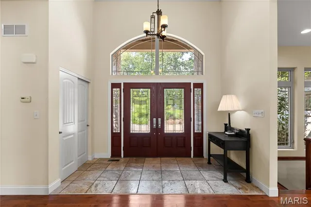 $750,000 | 140 Norfork Court, Defiance, MO 63341